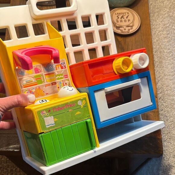 Vintage Fisher-Price Bright Kitchen Playset - Picture 2 of 10